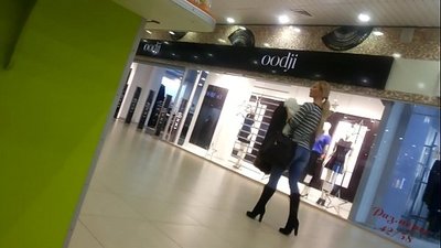 সুপারমার্কেটে কুল চিক।